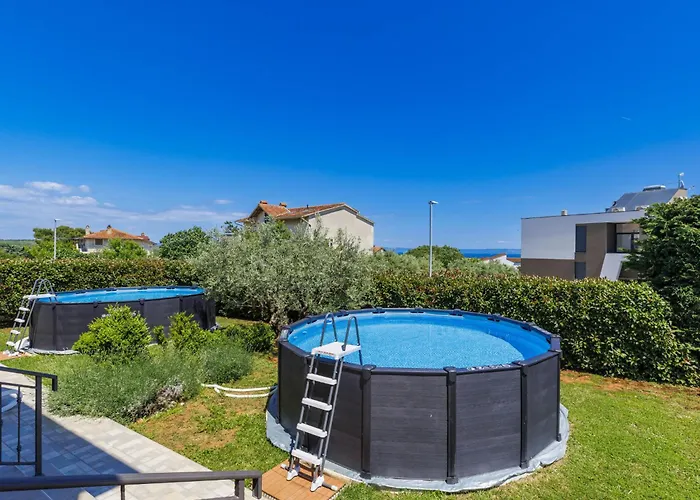 Kika-2 By Interhome Ližnjan